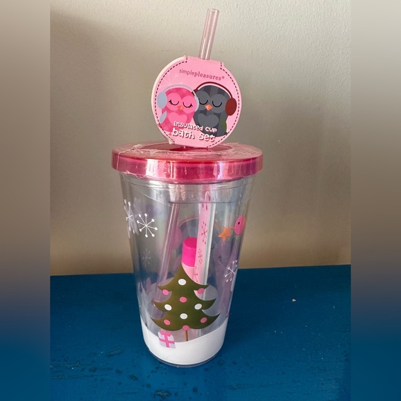 New Simple Pleasures Christmas Bath Set In Insulated Cup With Straw Holiday Owls - Picture 3 of 8